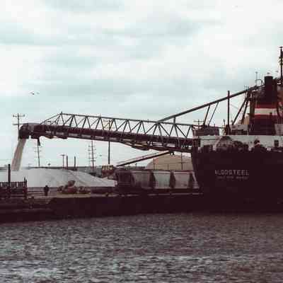 Algosteel unloading salt at the port of Milwaukee 2000