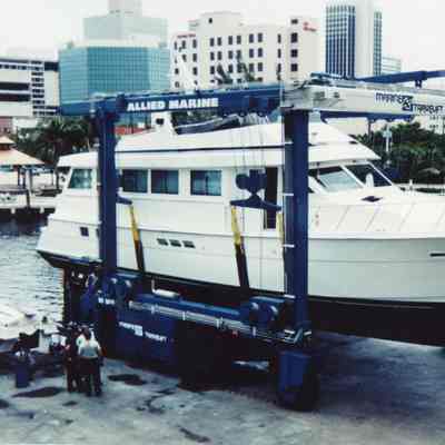 Allied Marine Travelift holding yacht
