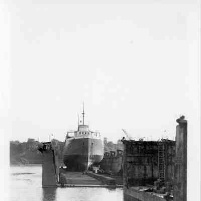 Carferry in Manitowoc Shipbuilding Floating Drydock