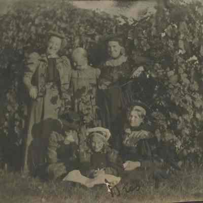 Group of women and children