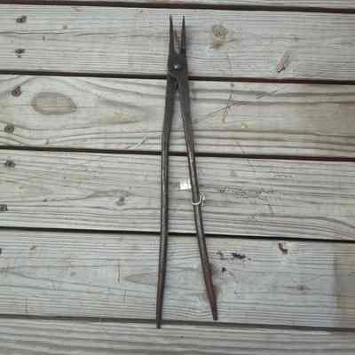 Tongs