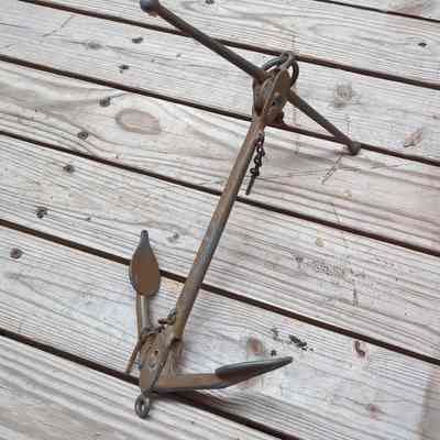 Collapsible Anchor