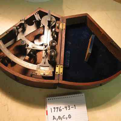 Sextant