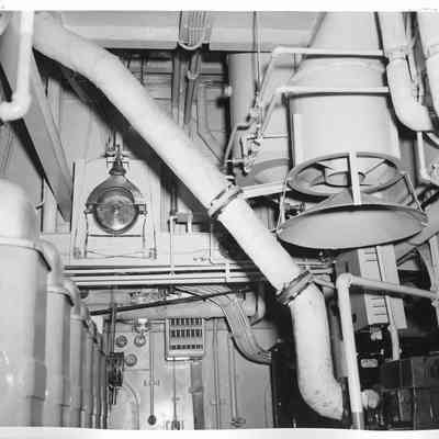 Lucky Star engine room 1945