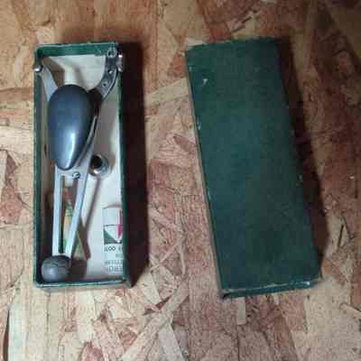 Adjustable Scriber