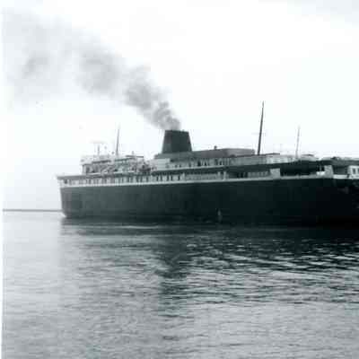 C&O Carferry Spartan leaving Manitowoc for Ludington 1968