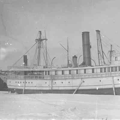 Vessel Maywood
