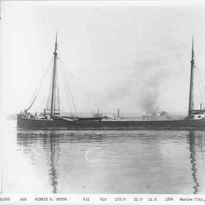 Schooner Minnie E. Orton