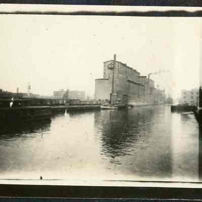 Chicago River 1924