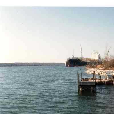 Construction of Sealand Anchorage at Bay Shipbuilding 1987