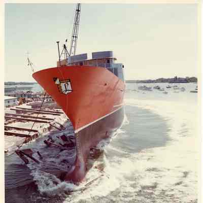 Side launch of Tuna Seiner Margaret L