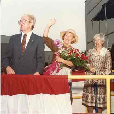 Two couples at launch of MCM-1 USS Avenger