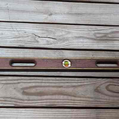 Wooden Level