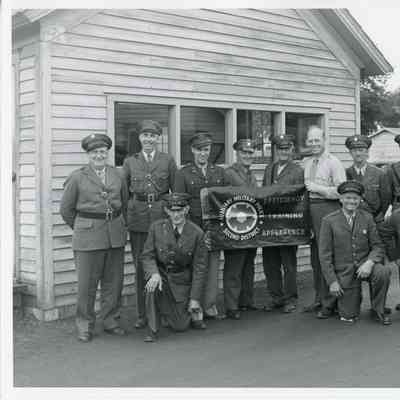 Sturgeon Bay Shipbuilding and Drydock Company auxiliary military police group photo