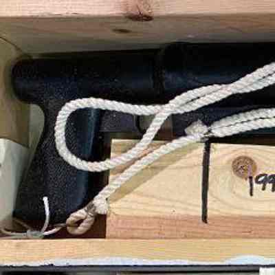 Signal Pistol
