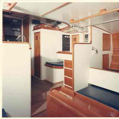 Yankee Girl Navigation station and bunk