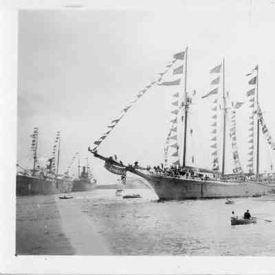 Two Pirate Ships 1930