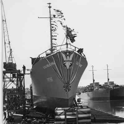 PF-66 USS Reading pre-launch