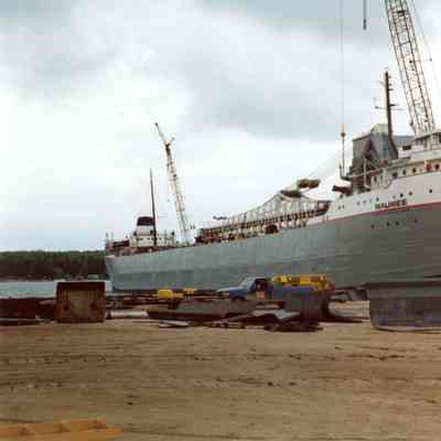 Maumee at Bay Shipbuilding 2005