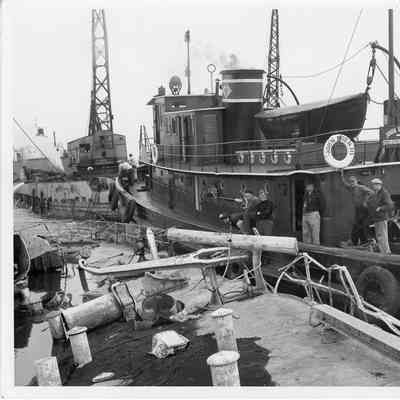 John Roen III towing George M. Humphrey
