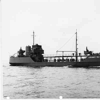 US Navy YW-125 water tanker underway 1945