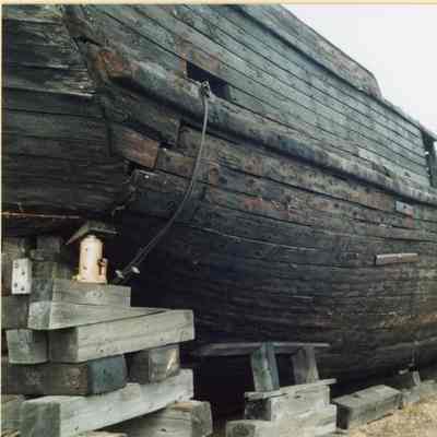 Alvin Clark starboard stern quarter looking forward 1994