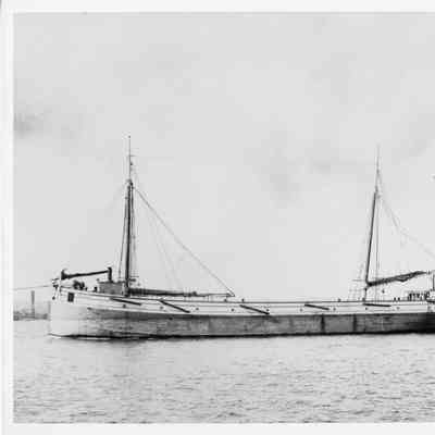 Middle sex being towed