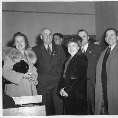 L.D. Smith, Alva Smith, C. Ray Christianson, and two people