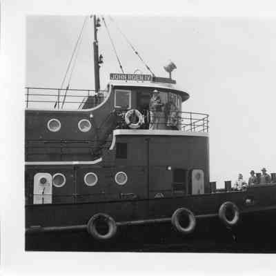 People onboard John Roen IV underway