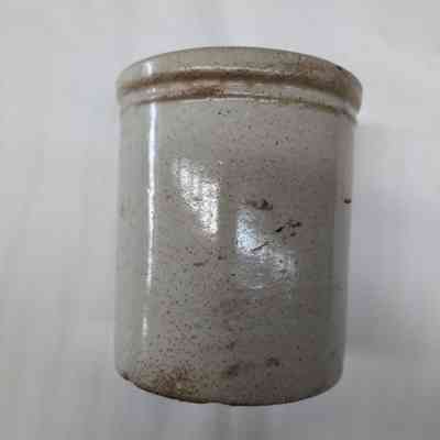 Shipwreck ceramic pot