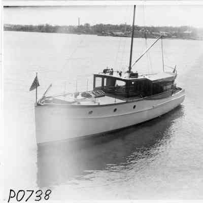 42' raised deck crusier W1132 in water