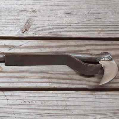 Caulk Removal Tool