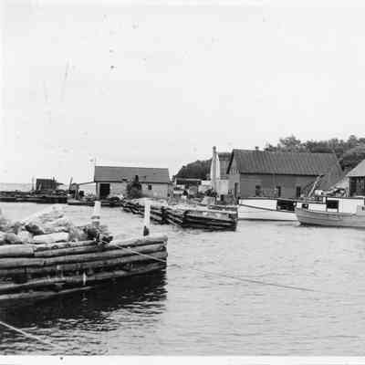 Fishing boats in northern Door County