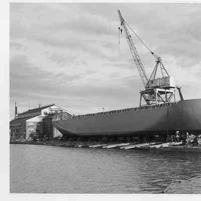 Barge G-1 under pre-launch at Christy Corp