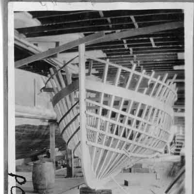 Hull under construction at Sturgeon Bay Boat Works