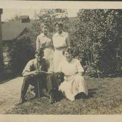 Hotz family with dachshund
