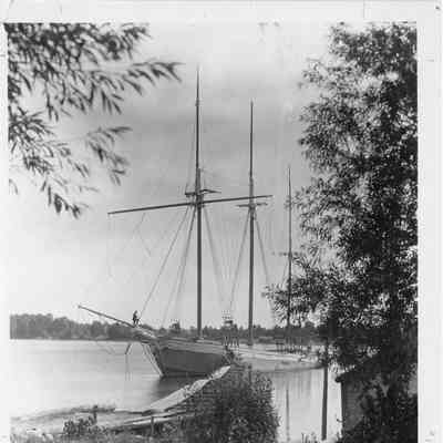 Mary Ellen Cook docked