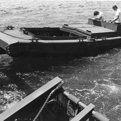 27' bridge erection boat for US army