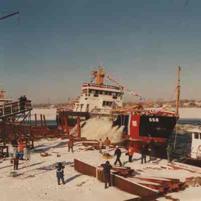 USCGC ANTHONY PETIT (558)