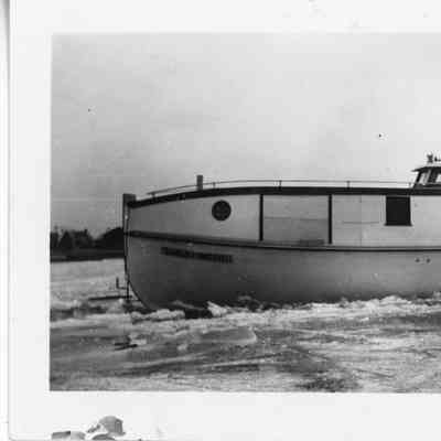 Fishing tug Franklin D. Roosevelt in icy water