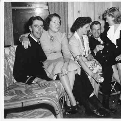 Two unidentified military men and two women