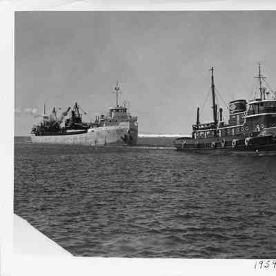 John Roen IV pulling a ship 1959