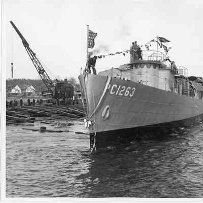 PC-1263 post-launch April 19, 1943