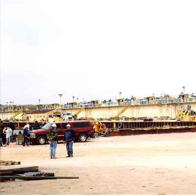 Hannah 5101 in drydock at Bay Shipbuilding 2007