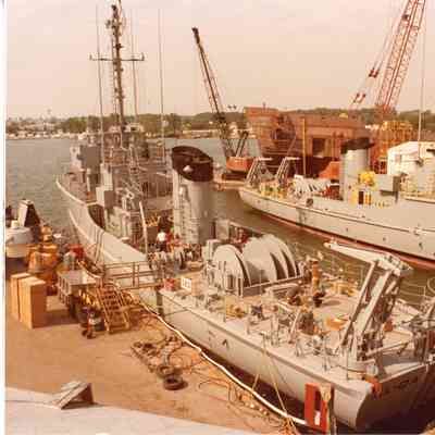 PBI Navy Ship MSC-323 / M-414 Al Qusimah at dock port stern view