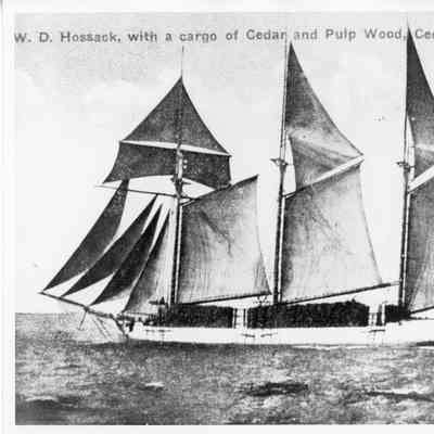 Schooner W.D. Hussack underway