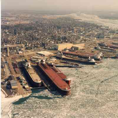 Aerial of winter fleet at Bay Shipbuilding March 13, 1995