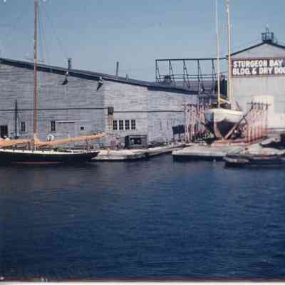 tug boat and two sails boats at SBSB&DD Co.