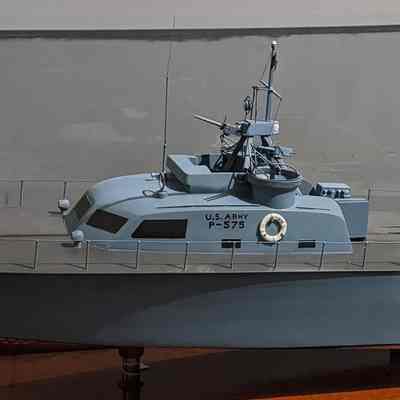 P-575 Aircraft Rescue Vessel 85"
