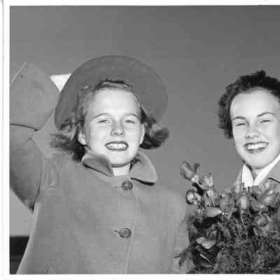 Patsy and Sue Smith